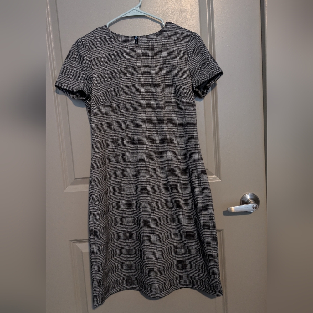 Calvin Klein Gray Plaid Dress Size 6
